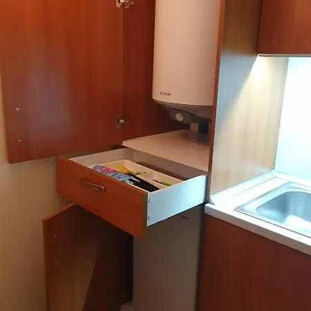 Simonen Near The Gondola Апартамент