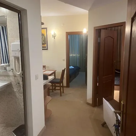 Simonen Near The Gondola Bansko