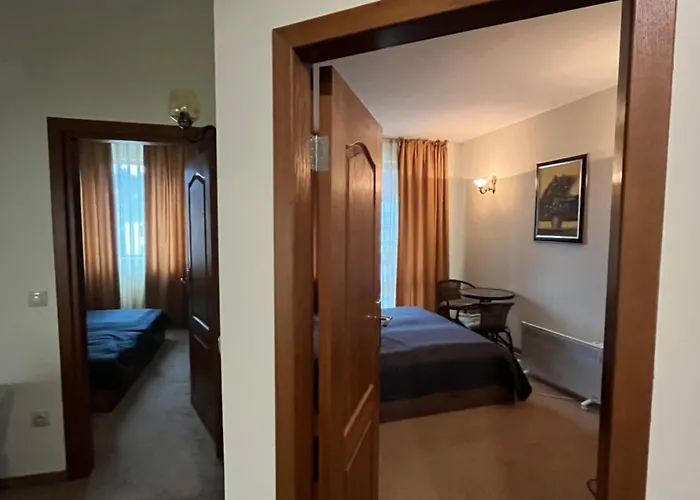 Simonen Near The Gondola * Банско