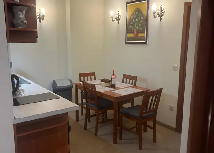 Simonen Near The Gondola * Банско